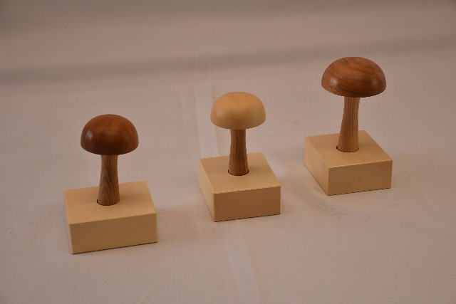 木吉　上田式おりひめ　と板杼と筬(寸間20目10cm約６0目)セット 木吉様専用 上田式おりひめ と板杼と筬(寸間20目10cm約60目